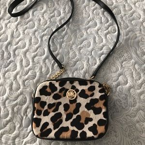 NWOT Michael Kors leopard fur animal print crossbody bag.